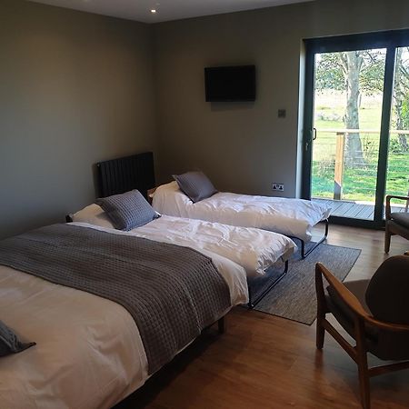 Open Acres Accommodation And Airport Parking Backwell Ngoại thất bức ảnh