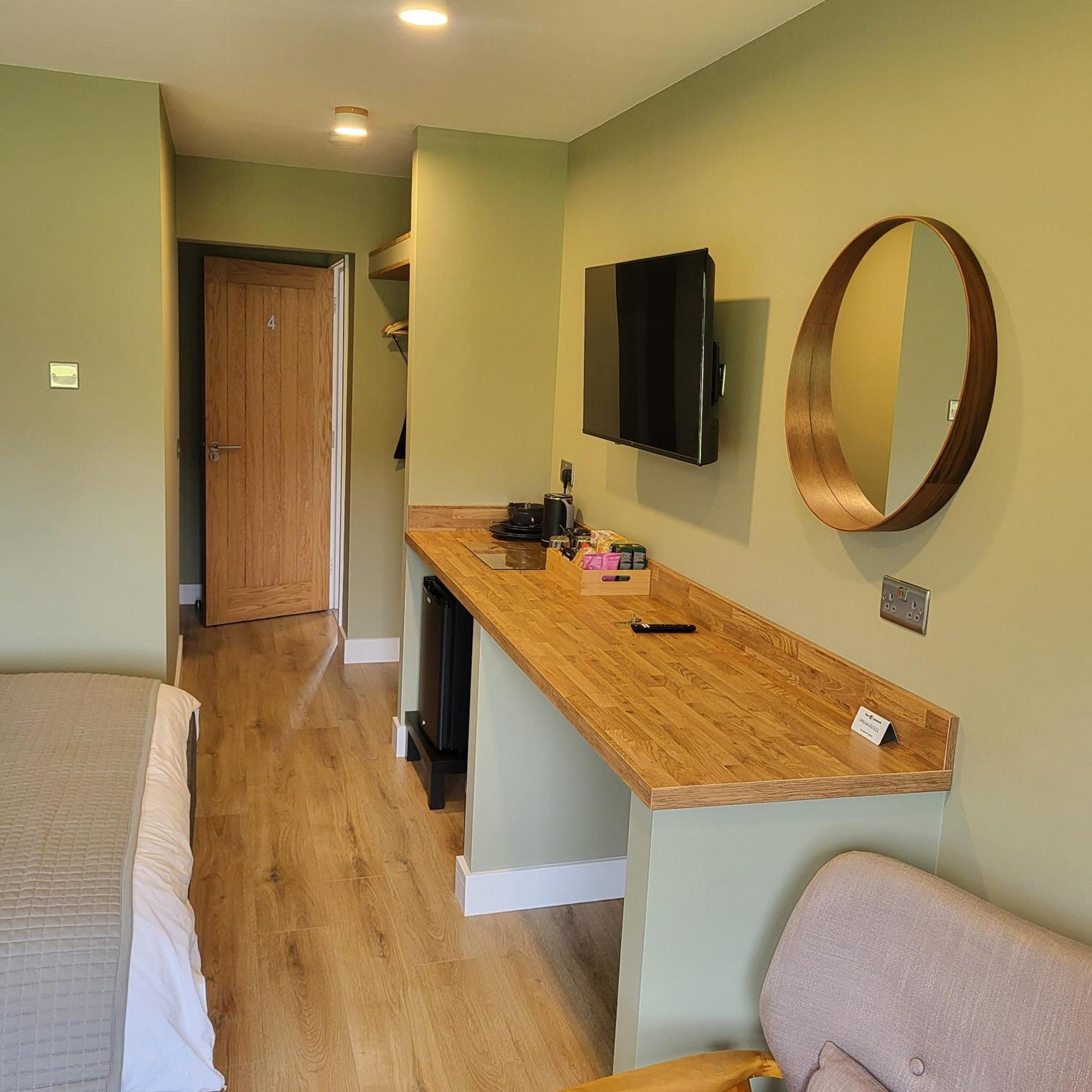 Open Acres Accommodation And Airport Parking Backwell Ngoại thất bức ảnh